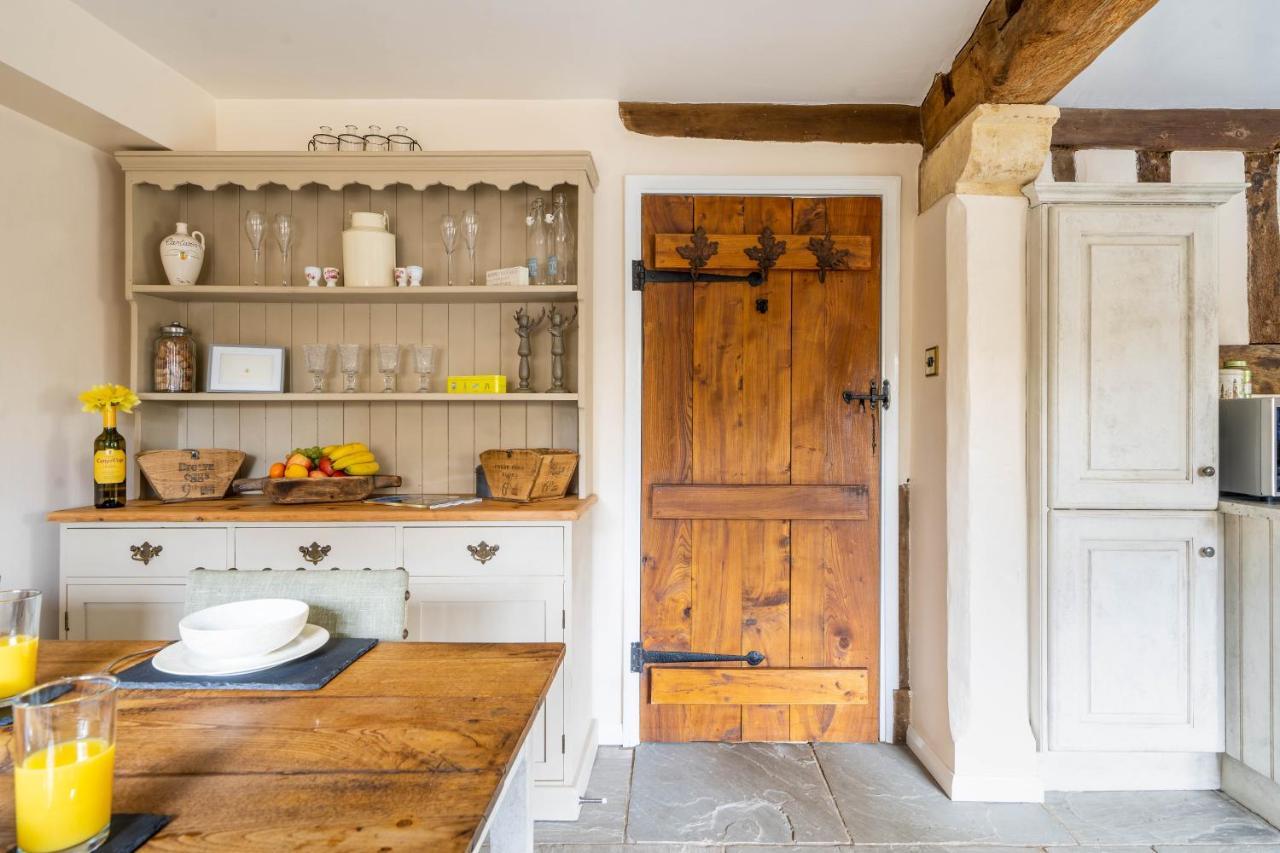 Cotswold Thatched Cottage Mickleton  Exterior foto